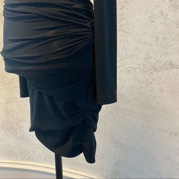 Elizabeth and James Backless Dress - Picture 5 of 13